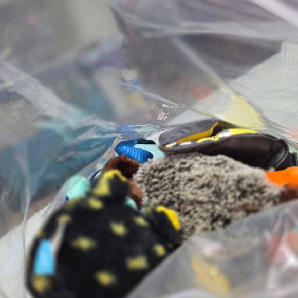 MISCELLANEOUS BAG FULL OF UNUSED DOG TOYS ALL FOR ONE - Picture 2 of 6